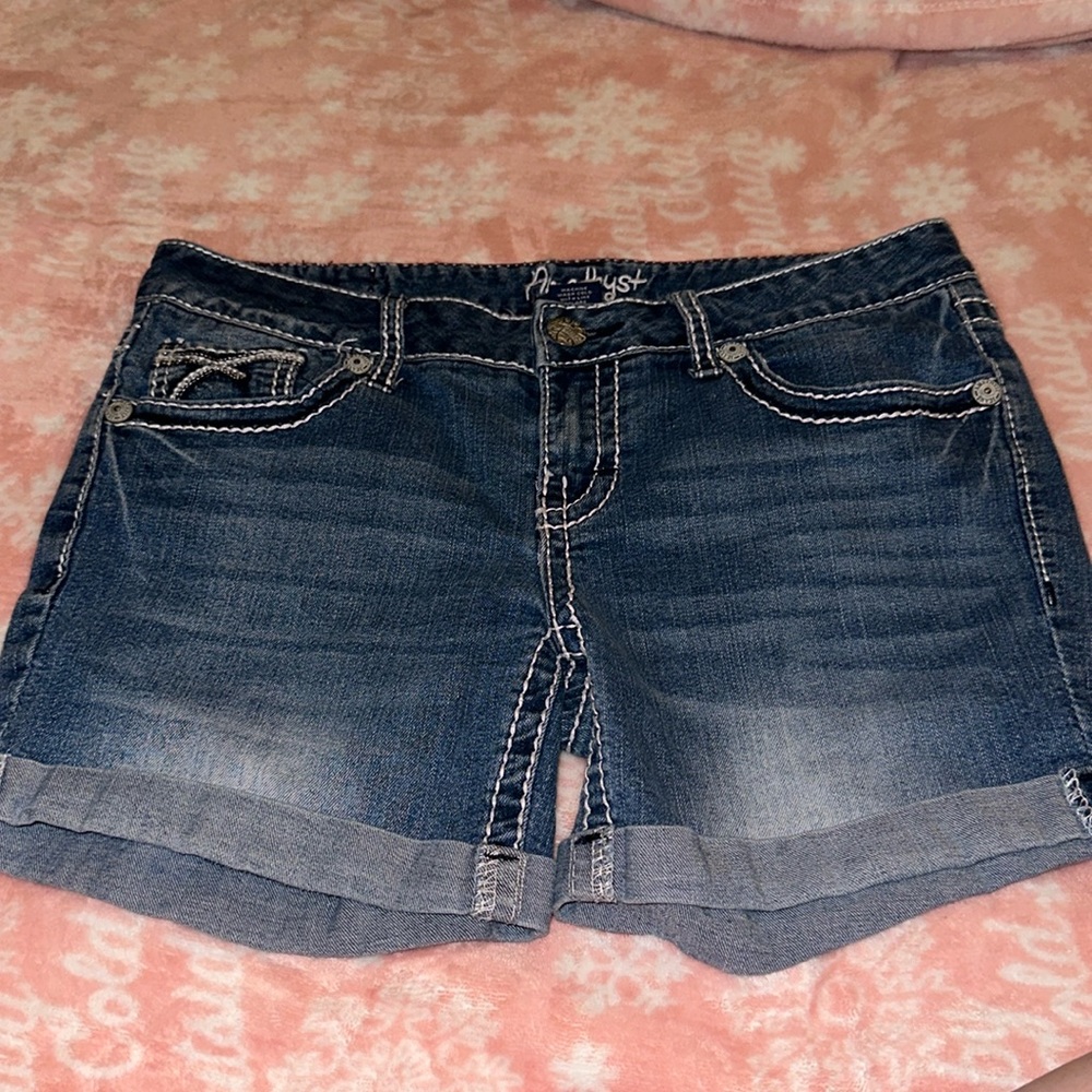 amethyst jean shorts
